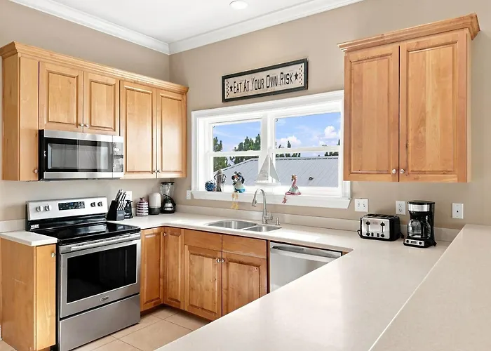 Eagles Nest Krusty Crab Sleeps 20 Bay View Dogs Ok Gulf Shores