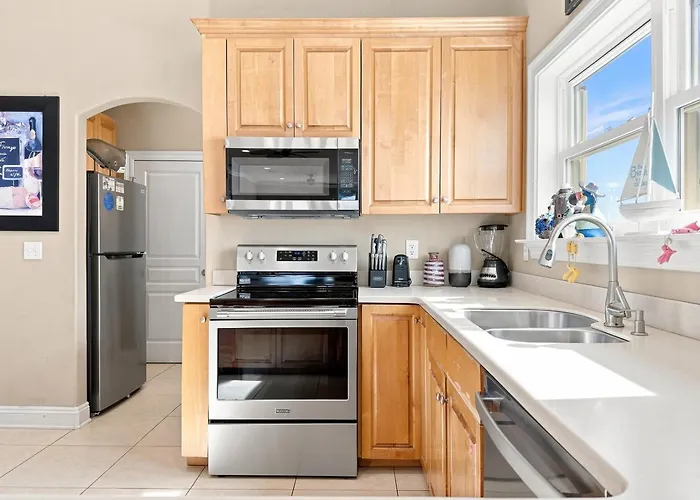 Eagles Nest Krusty Crab Sleeps 20 Bay View Dogs Ok Gulf Shores