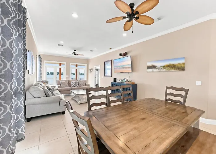 Eagles Nest Krusty Crab Sleeps 20 Bay View Dogs Ok