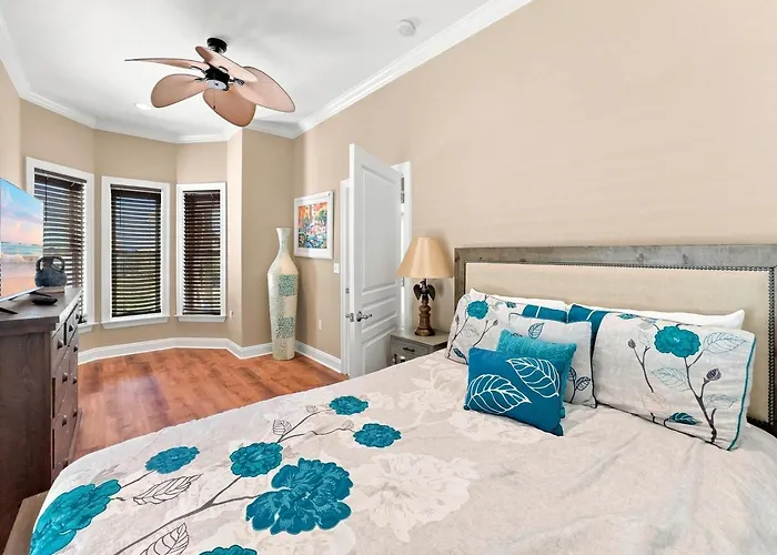 Eagles Nest Krusty Crab Sleeps 20 Bay View Dogs Ok *