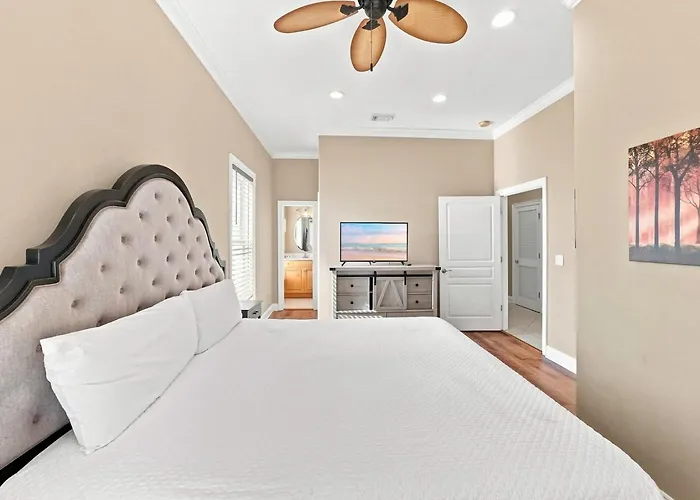 Eagles Nest Krusty Crab Sleeps 20 Bay View Dogs Ok Country house Gulf Shores