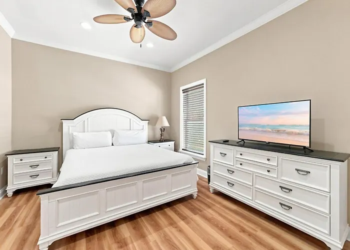 Eagles Nest Krusty Crab Sleeps 20 Bay View Dogs Ok * Gulf Shores