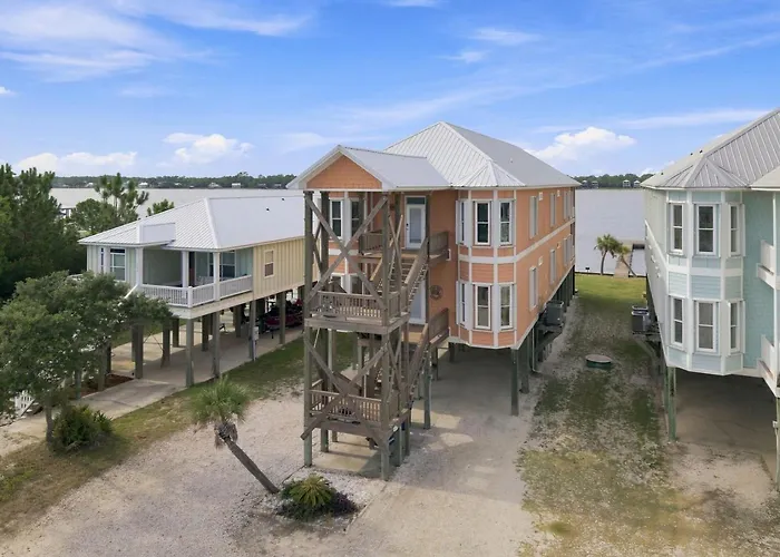 Eagles Nest Krusty Crab Sleeps 20 Bay View Dogs Ok Country house Gulf Shores