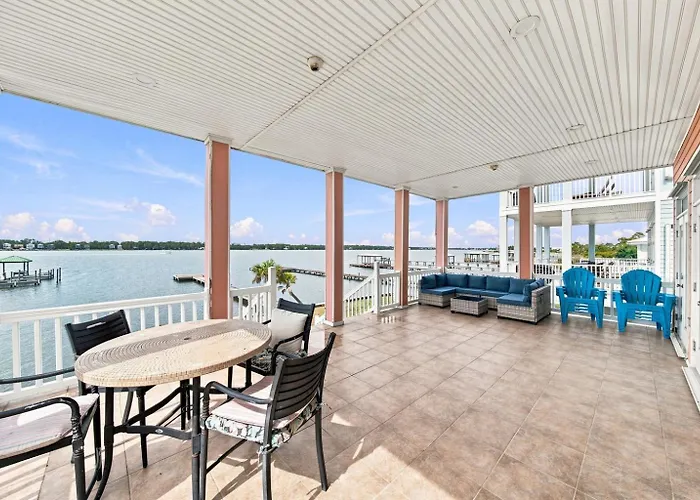 Eagles Nest Krusty Crab Sleeps 20 Bay View Dogs Ok Country house