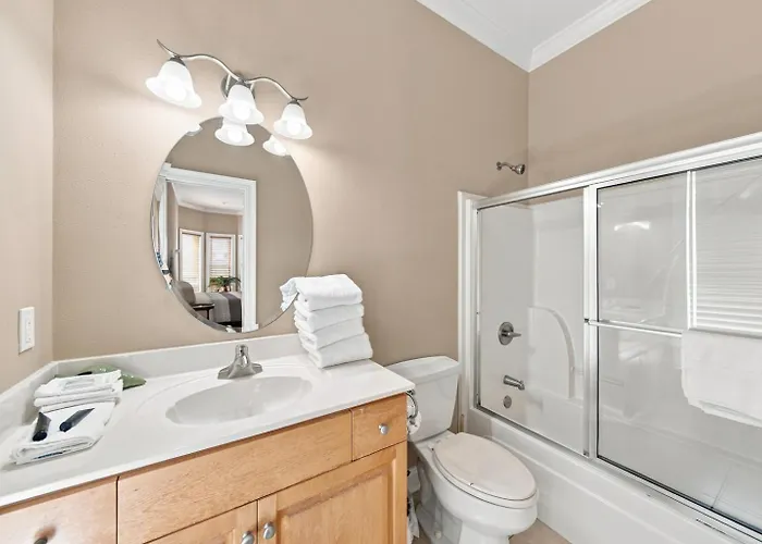 Country house Eagles Nest Krusty Crab Sleeps 20 Bay View Dogs Ok
